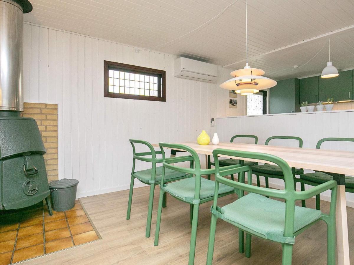 6 Person Holiday Home In Nibe Kültér fotó
